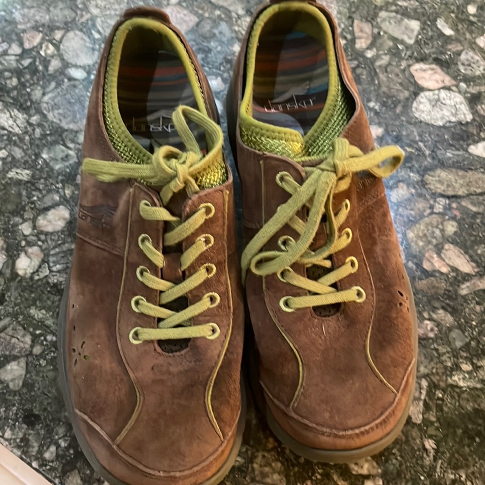 Dansko walking shoe size 38